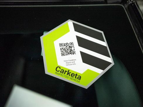 Used 2020 Ford Explorer XLT w/ Equipment Group 202A image 27