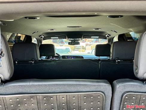 Used 2025 Chevrolet Tahoe RST w/ Comfort Package AWD/4WD image 19