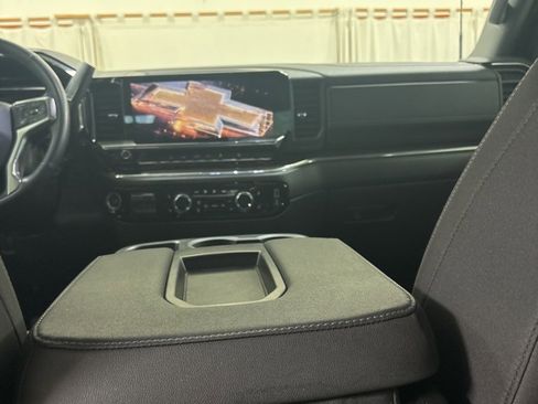 Used 2024 Chevrolet Silverado 2500 LT w/ All Star Edition image 21