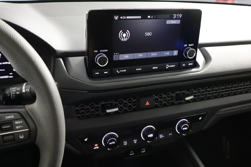Used 2024 Honda Accord EX image 19