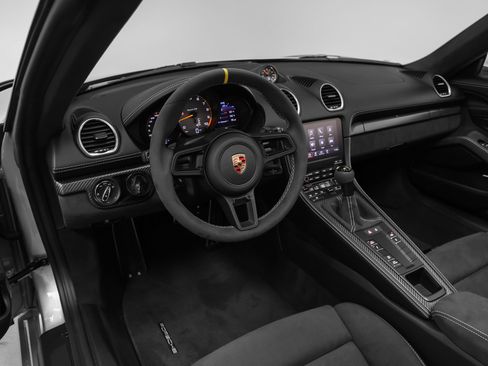 Certified 2025 Porsche 718 Boxster Spyder RS RWD image 39