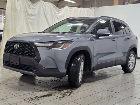 Certified 2024 Toyota Corolla Cross LE image 11