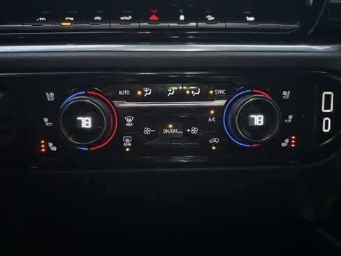 Used 2022 Chevrolet Silverado 1500 LTZ w/ LTZ Premium Package image 37