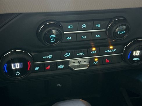 Used 2023 Ford Bronco Wildtrak image 21