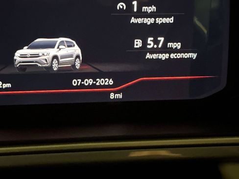 New 2026 Volkswagen Taos SEL AWD/4WD image 27