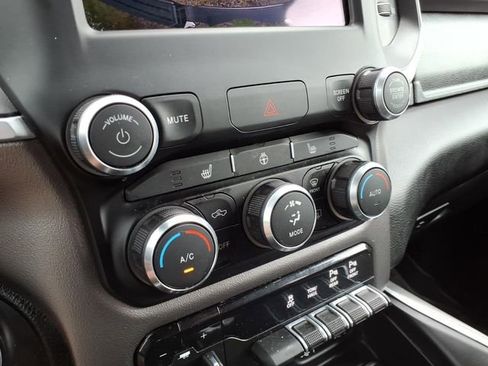 Used 2019 RAM 1500 Big Horn AWD/4WD image 33