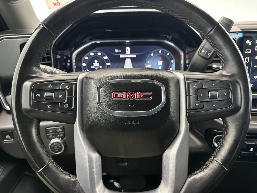 Used 2025 GMC Sierra 1500 SLT AWD/4WD image 22