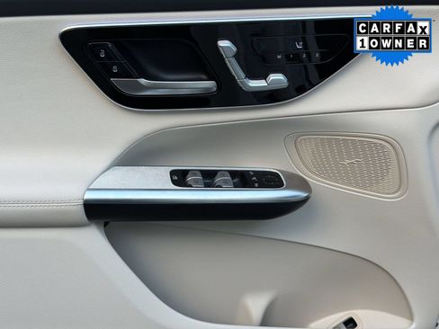Certified 2025 Mercedes-Benz GLC 300 image 19