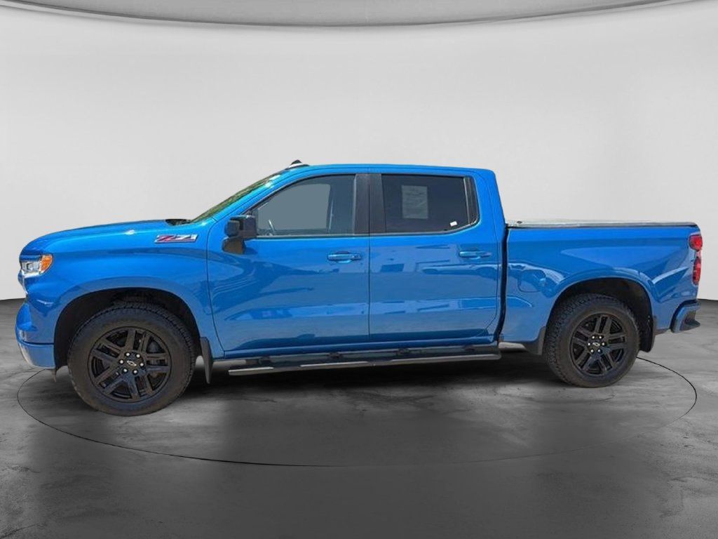 Used 2024 Chevrolet Silverado 1500 RST AWD/4WD image 6