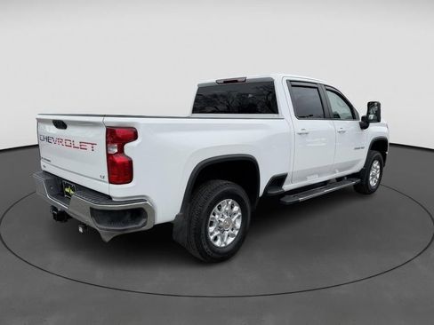 Certified 2024 Chevrolet Silverado 2500 LT w/ Convenience Package image 8