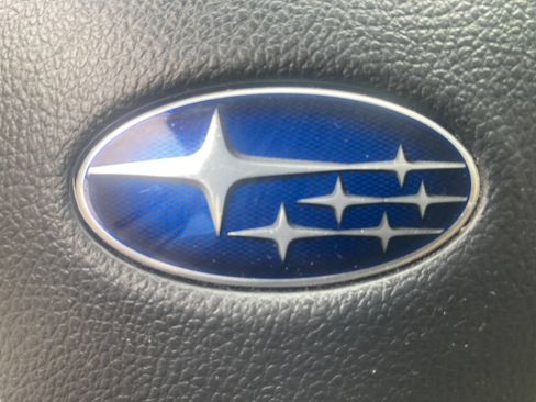 Used 2015 Subaru Crosstrek 2.0i Premium AWD/4WD image 31