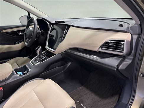 Used 2024 Subaru Outback Limited image 14