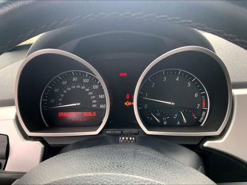 Used 2005 BMW Z4 2.5i image 20