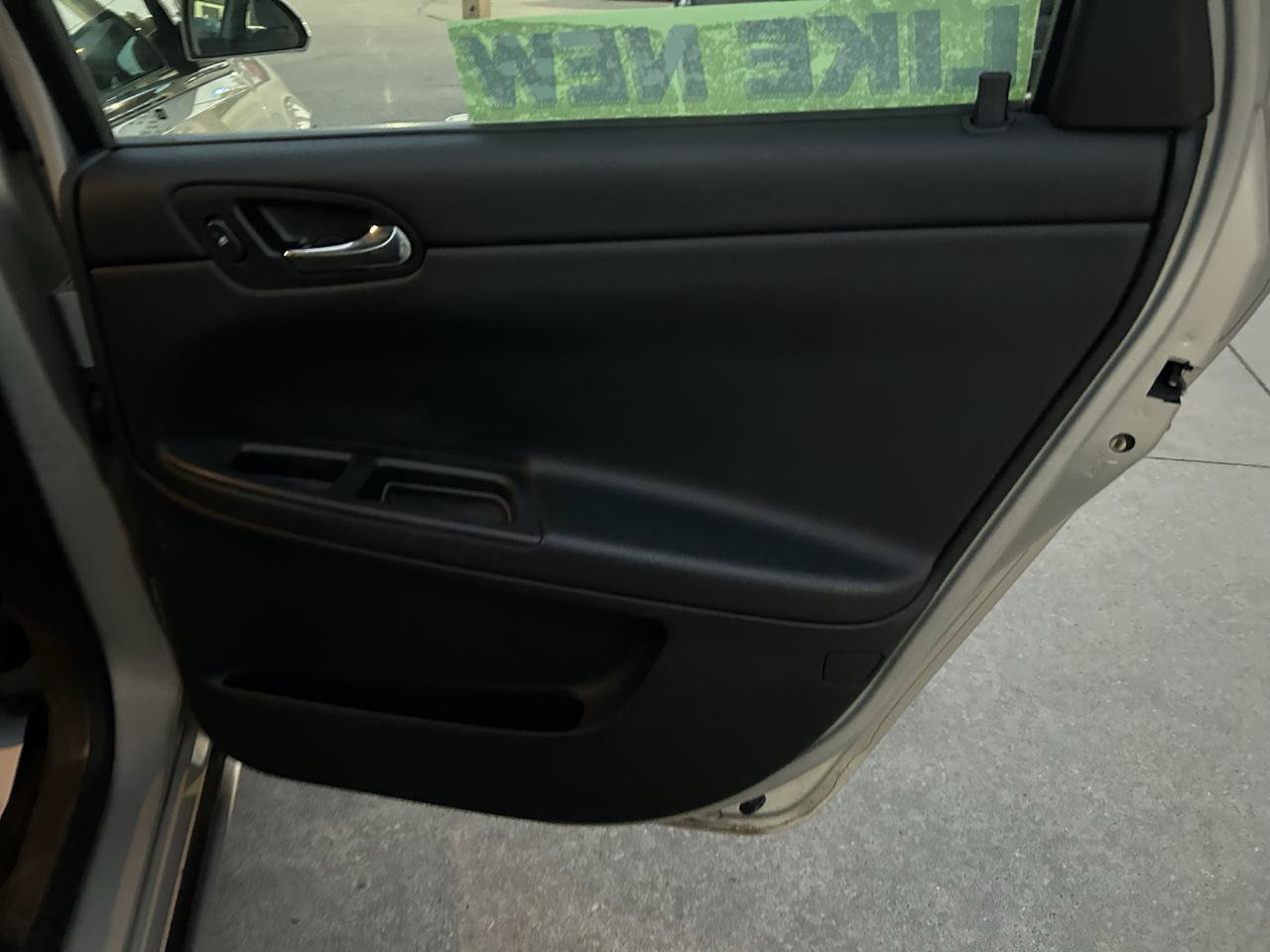 Used 2008 Chevrolet Impala LT FWD image 15