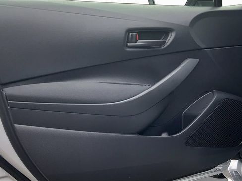 Used 2026 Toyota Corolla LE w/ LE Premium Package FWD image 10