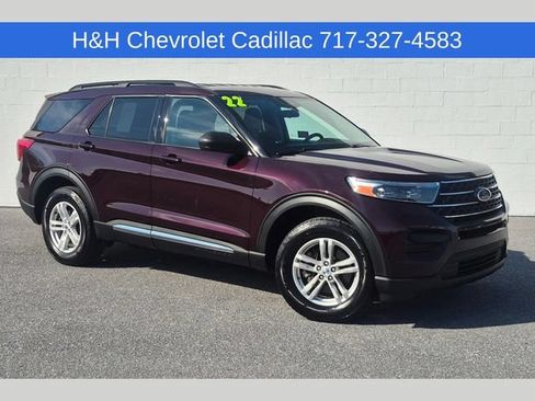 Used 2022 Ford Explorer XLT w/ Class IV Trailer Tow Package AWD/4WD image 1