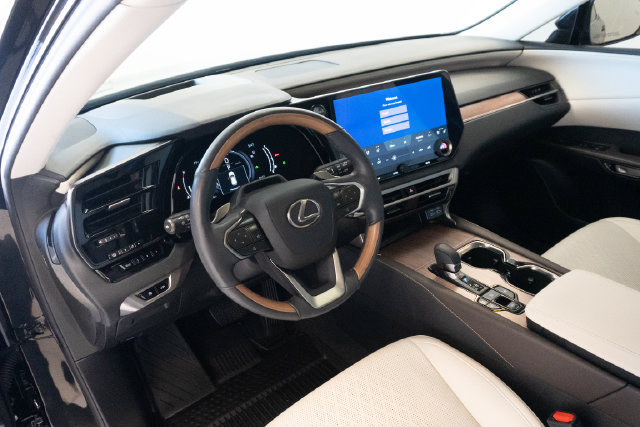 Used 2024 Lexus RX 350h w/ Convenience Package AWD/4WD image 4