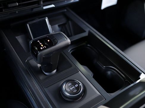 New 2026 GMC Hummer EV SUV image 22