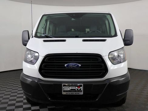 Used 2019 Ford Transit 150 XL RWD image 4
