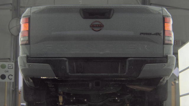 Used 2024 Nissan Frontier PRO-4X w/ Pro Premium Package AWD/4WD image 5
