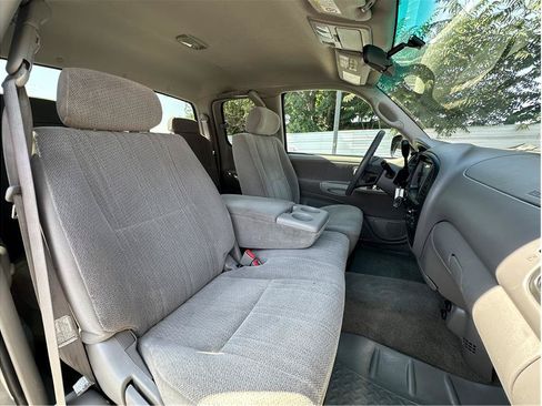 Used 2002 Toyota Tundra SR5 AWD/4WD image 4