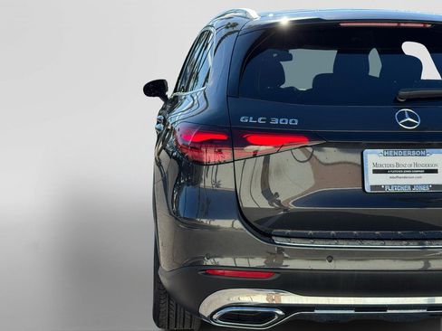Certified 2025 Mercedes-Benz GLC 300 image 12