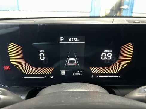 Used 2025 Kia K4 FWD image 17
