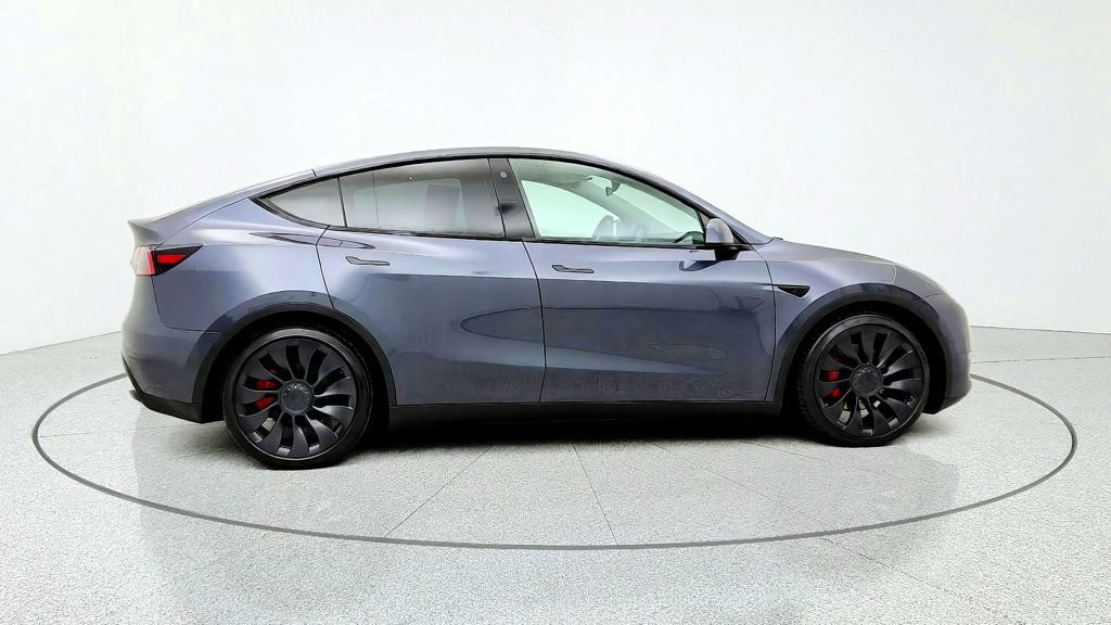 Used 2022 Tesla Model Y Performance AWD/4WD image 4