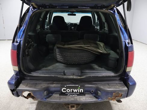 Used 2000 Chevrolet Blazer LS w/ LS Preferred Equipment Group AWD/4WD image 19