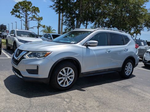 Used 2019 Nissan Rogue SV FWD image 6