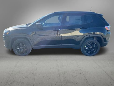 New 2026 Jeep Compass Latitude image 6