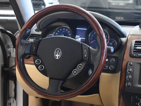 Used 2011 Maserati Quattroporte S RWD image 52