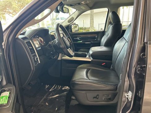 Used 2018 RAM 1500 Laramie w/ Convenience Group image 5