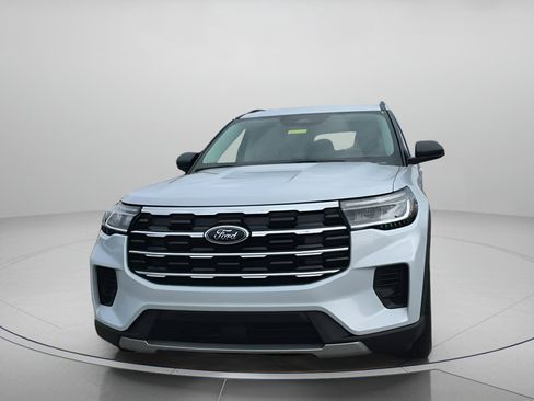 New 2026 Ford Explorer Active image 8