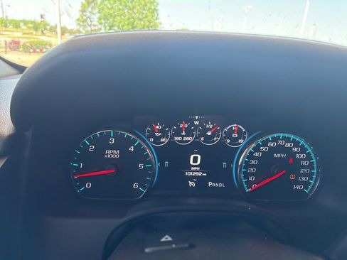 Used 2018 GMC Yukon XL Denali w/ Open Road Package AWD/4WD image 7