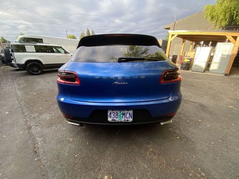 Used 2018 Porsche Macan AWD/4WD image 5