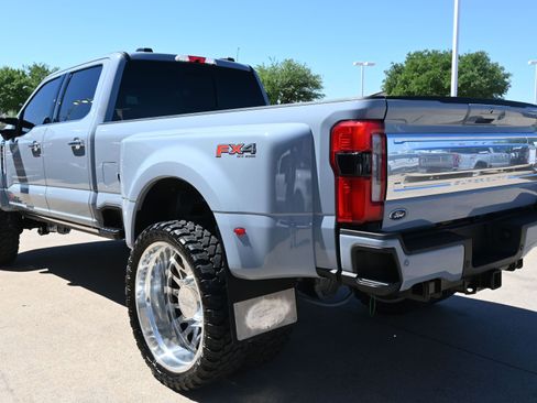 Used 2025 Ford F450 Platinum w/ Platinum Plus Package AWD/4WD image 5