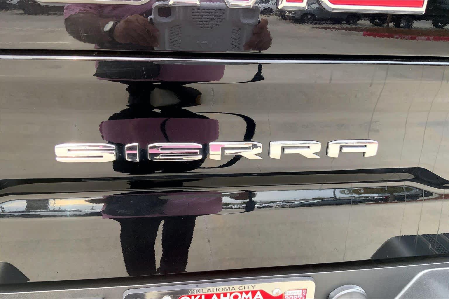 Used 2022 GMC Sierra 1500 AT4X AWD/4WD image 30