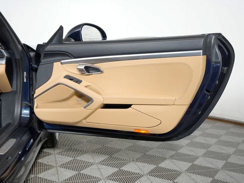 Certified 2017 Porsche 911 Targa 4 AWD/4WD image 44