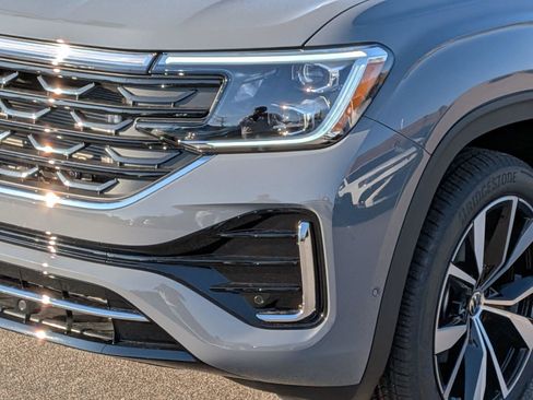 New 2026 Volkswagen Atlas SEL Premium R-Line AWD/4WD image 9