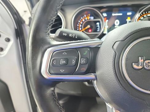 Used 2023 Jeep Gladiator Rubicon w/ LED Lighting Group AWD/4WD image 22