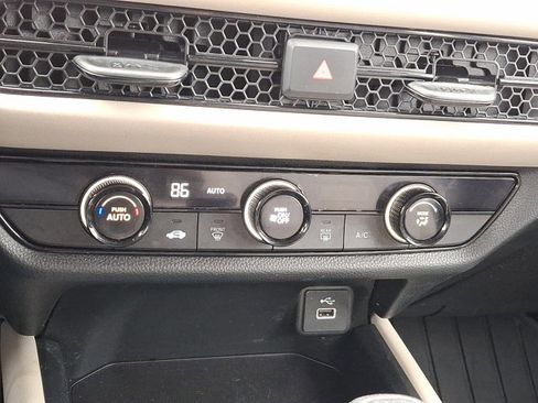 Certified 2023 Honda HR-V LX image 14