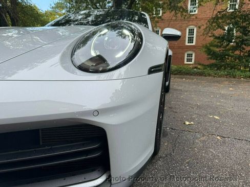 Used 2025 Porsche 911 Carrera image 14