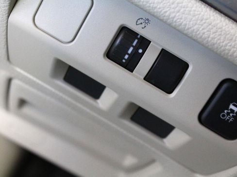 Used 2014 Subaru Impreza 2.0i Sport Premium image 11