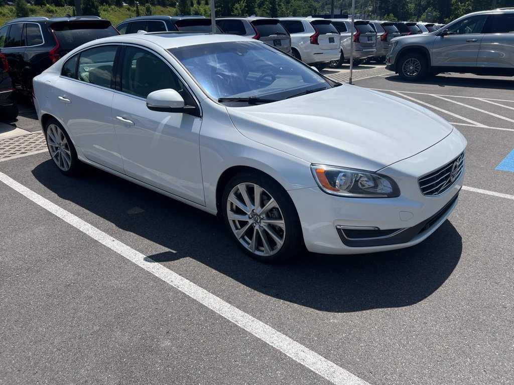 Used 2017 Volvo S60 T5 Inscription AWD/4WD image 4