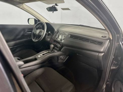 Used 2016 Honda HR-V LX image 25