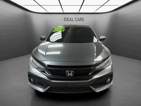 Used 2018 Honda Civic Sport Touring image 2