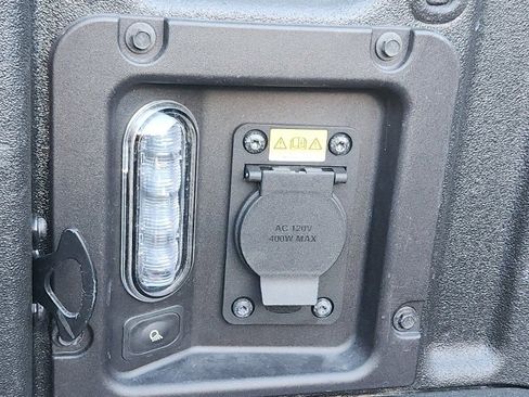 Used 2023 Ford Maverick Lariat w/ Lariat Luxury Package image 24