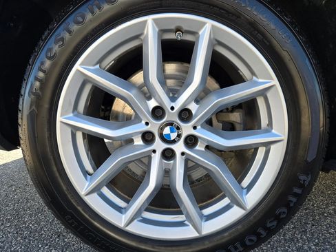 Used 2019 BMW X5 xDrive40i w/ Premium Package 2 AWD/4WD image 31