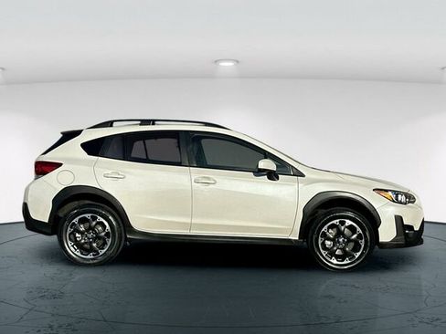Used 2023 Subaru Crosstrek 2.0i Premium image 7